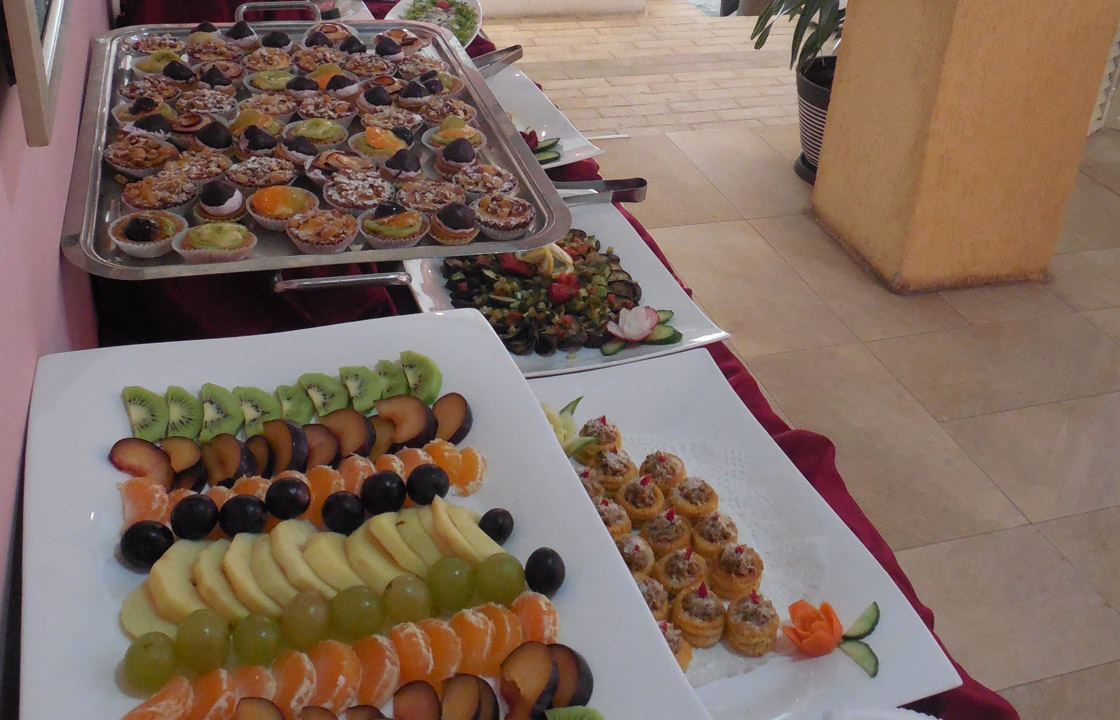 Theranda Hotel 1