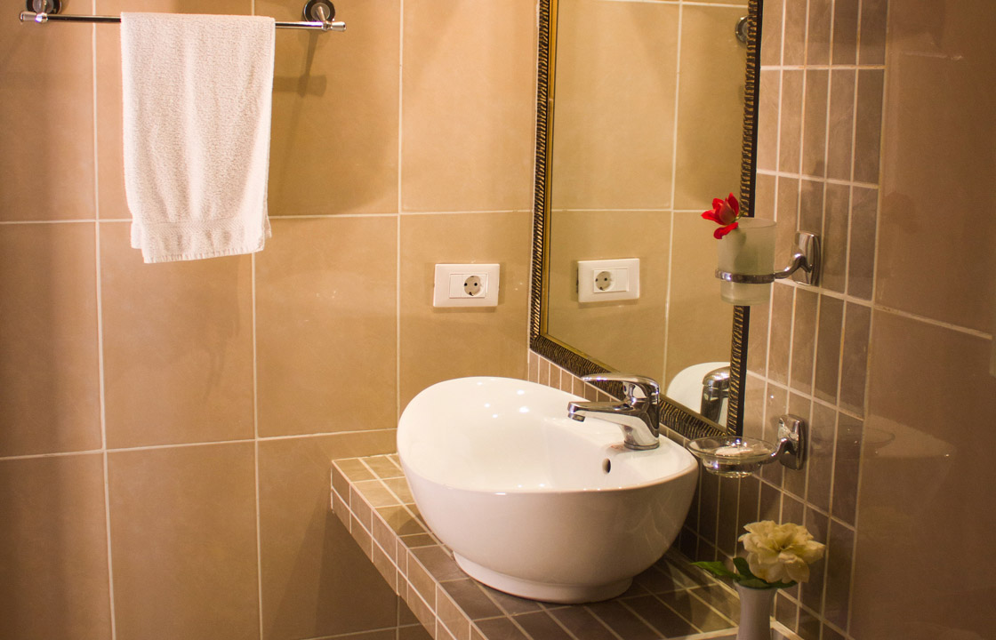 Theranda Hotel 7