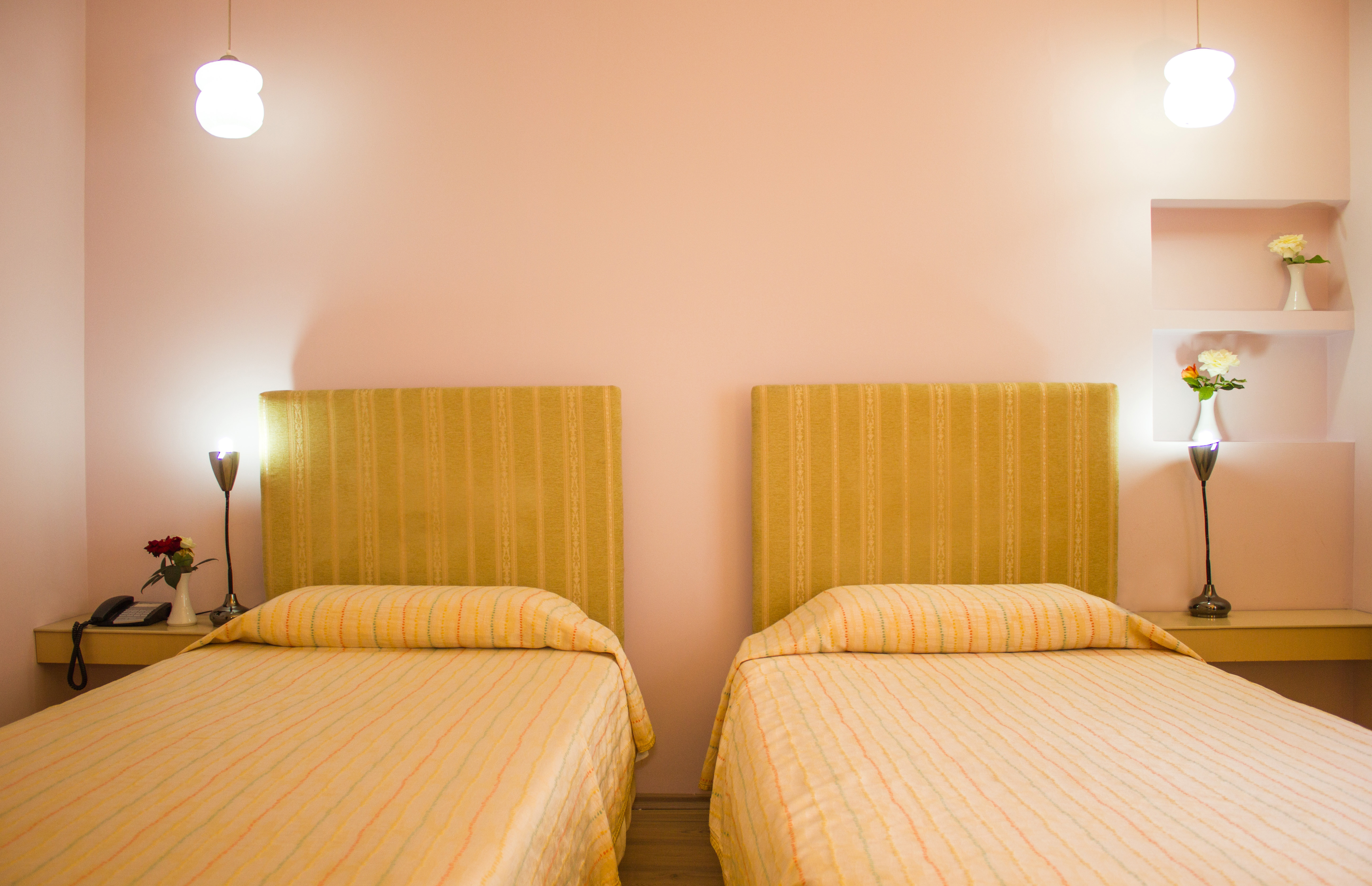 Theranda Hotel 12